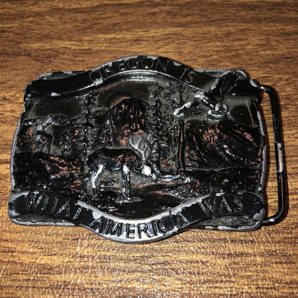 VTG Vintage 1981 Bergamot Belt Buckle Distressed